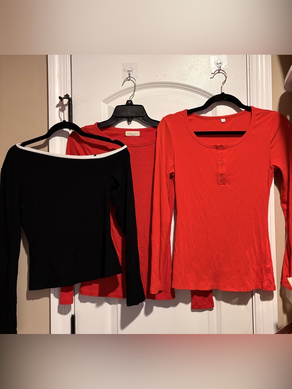 Long Sleeve LOT OF 3